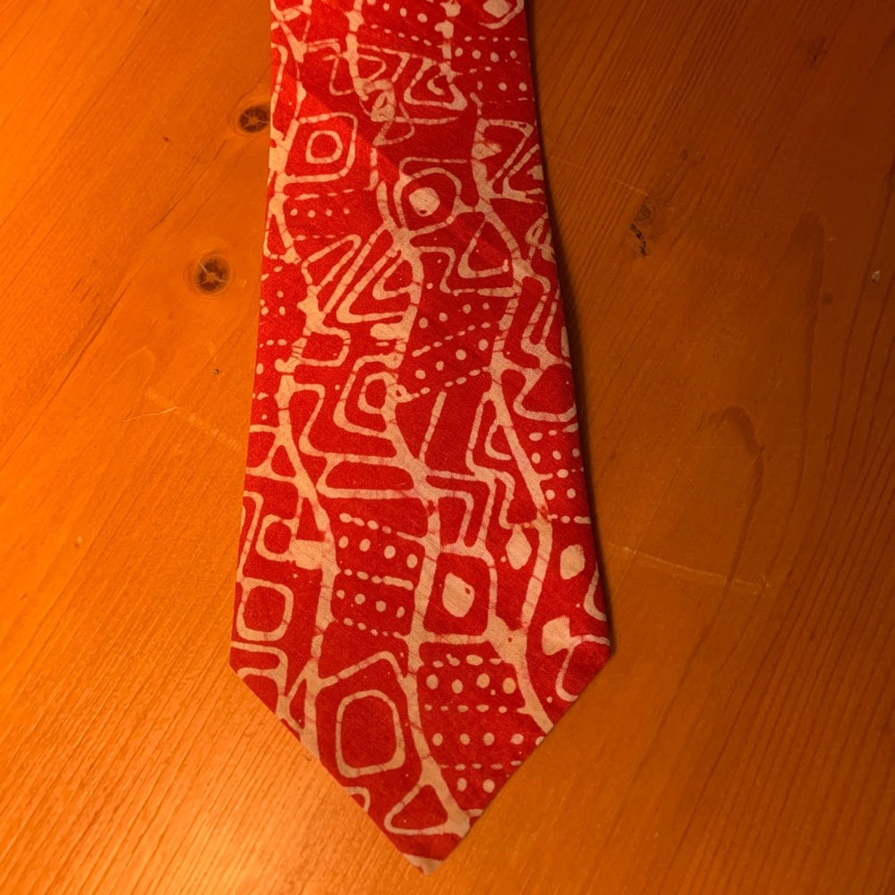 Batik tie. Red with white abstract design. Cotton.